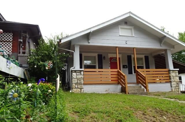 2739 Brighton Ave, Kansas City, MO 64128