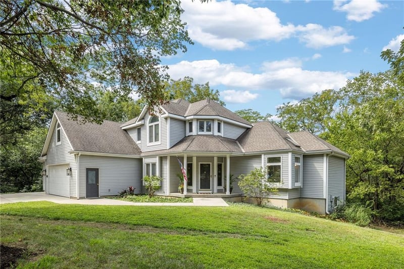 6200 Alden St, Shawnee, KS 66216
