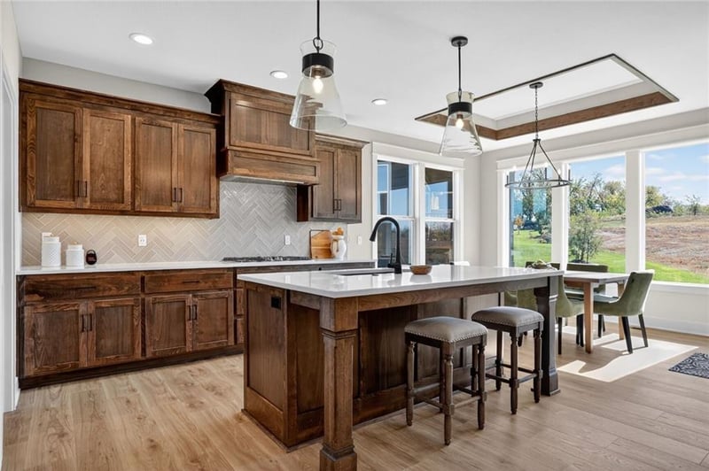 11562 Olathe View Rd, Olathe, KS 66061