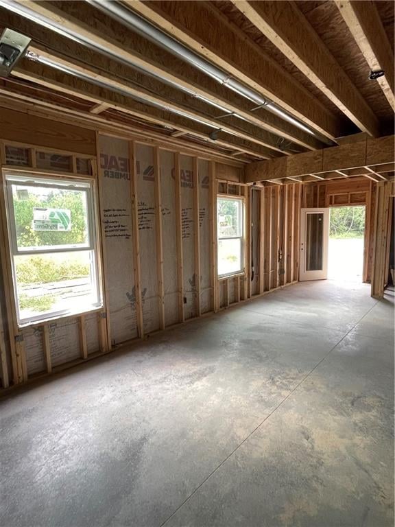 828 Highland Dr, Edwardsville, KS 66111