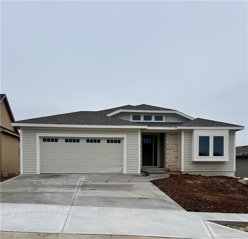 15845 Buena Vista St, Overland Park, KS 66224