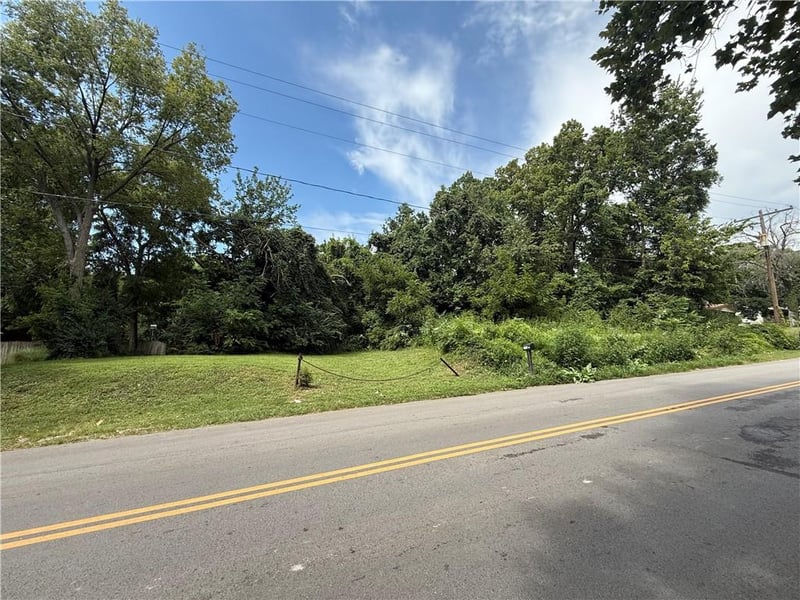 3138 59th St, Kansas City, KS 66104