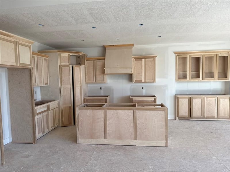 4605 86th Ter, Kansas City, MO 64156