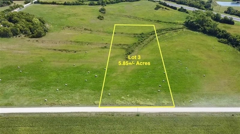 Lot 3 238th St, Tonganoxie, KS 66086