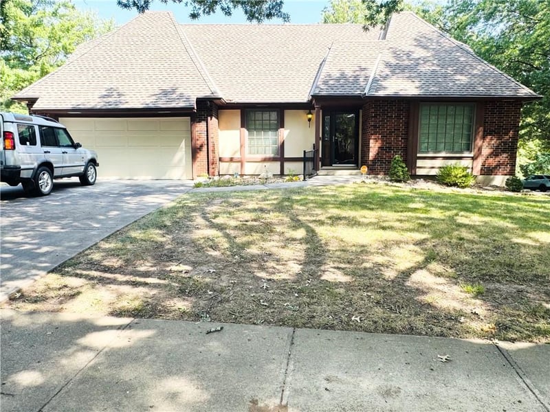 12800 Locust St, Kansas City, MO 64145