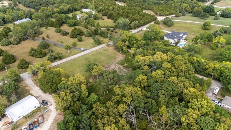 26775 W 73rd St, Shawnee, KS 66227