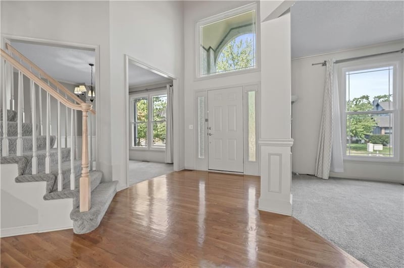 7907 154th St, Overland Park, KS 66223