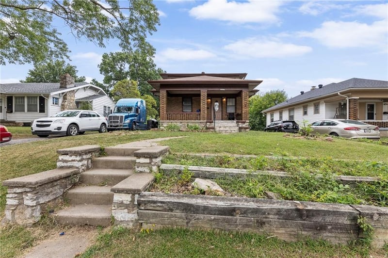 1810 Freeman Ave, Kansas City, KS 66102