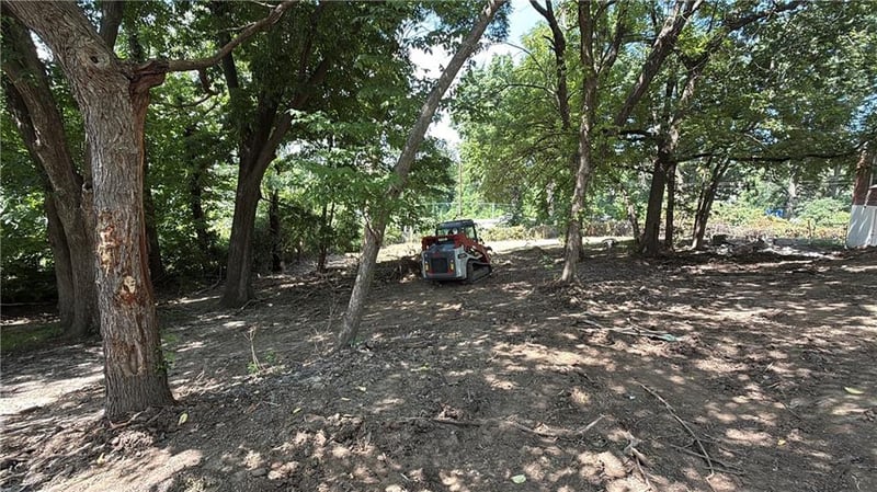 3638 Woodland Ave, Kansas City, MO 64116