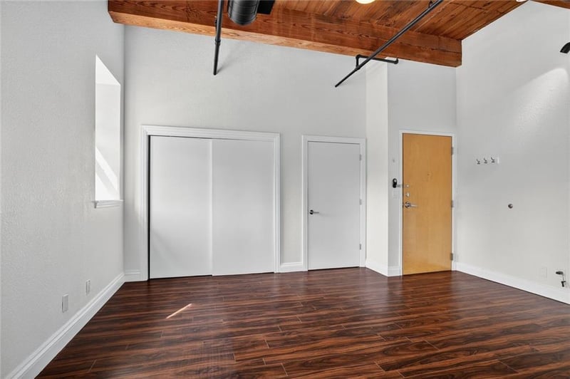 609 Central St #1404, Kansas City, MO 64105