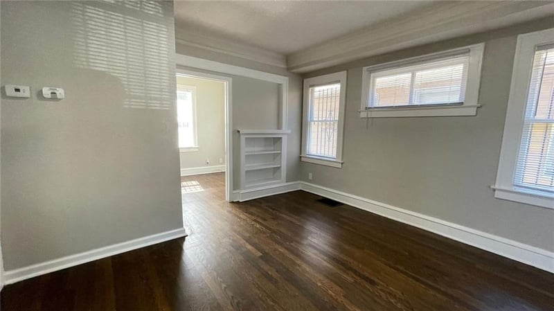 3301 Bales Ave, Kansas City, MO 64128