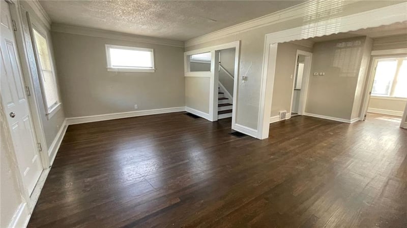 3301 Bales Ave, Kansas City, MO 64128