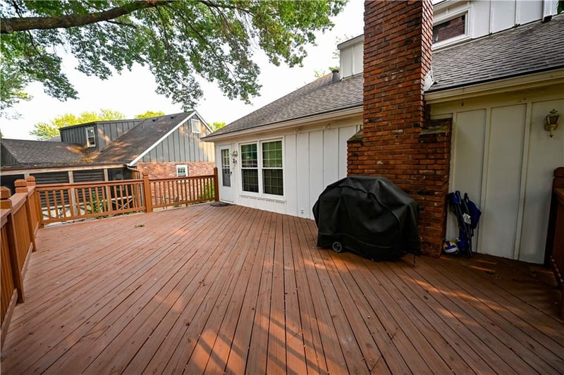 10634 102nd Ter, Overland Park, KS 66214