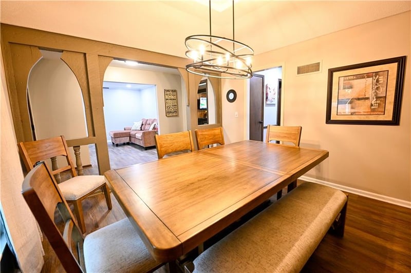 10634 102nd Ter, Overland Park, KS 66214