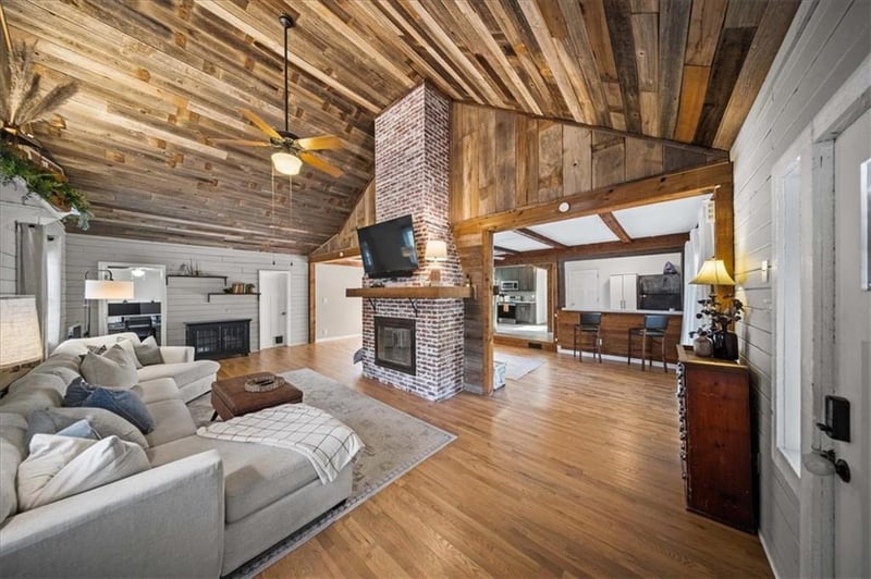 9600 Wornall Rd, Kansas City, MO 64114