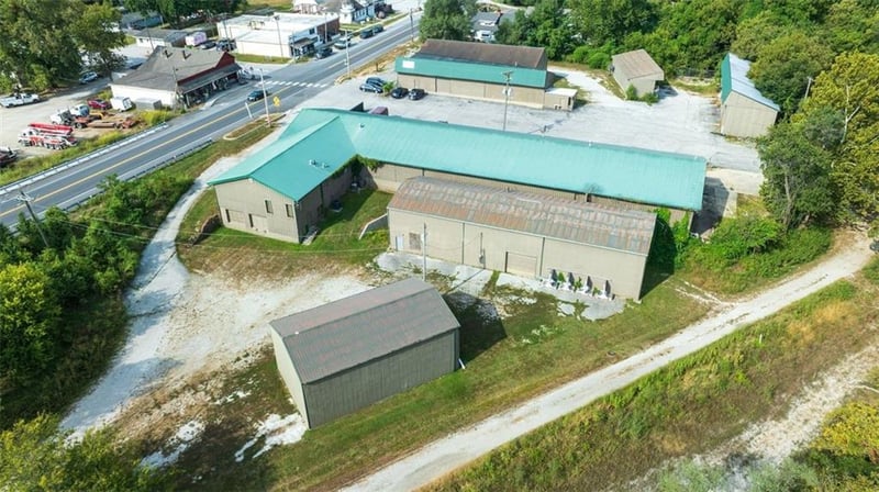 408 Main St, Greenwood, MO 64034