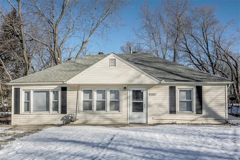 7410 57th St, Kansas City, MO 64129