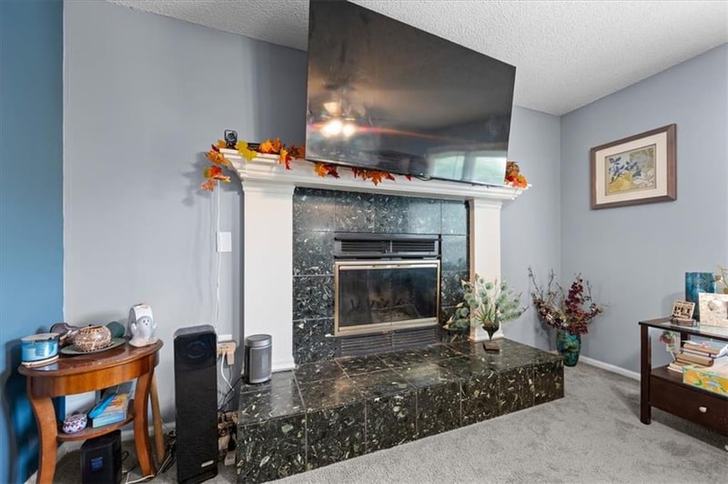 11604 Manchester Ave, Kansas City, MO 64134