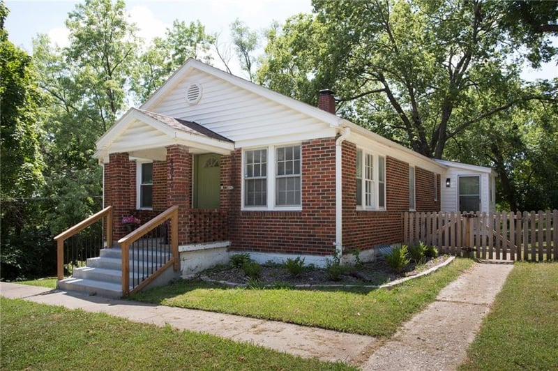 4820 Goodman St, Overland Park, KS 66203
