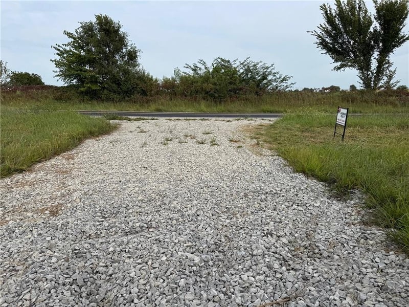 TBD Hwy V Hw, Gallatin, MO 64640