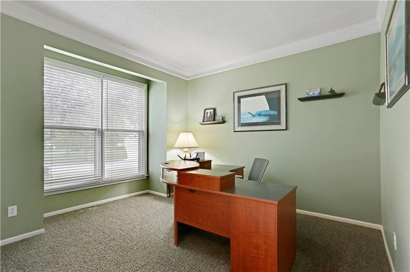 13163 Kessler St, Overland Park, KS 66213