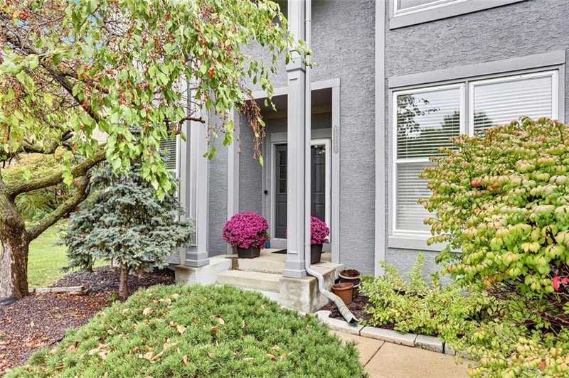 13163 Kessler St, Overland Park, KS 66213