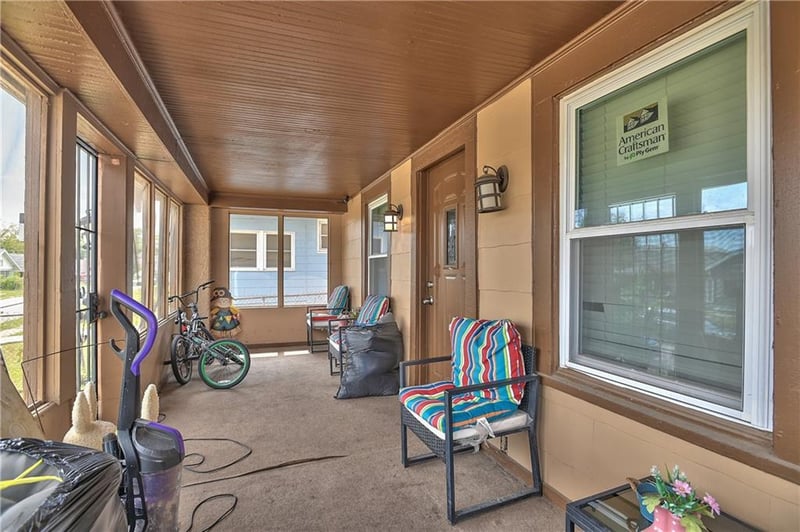 4216 College Ave, Kansas City, MO 64130