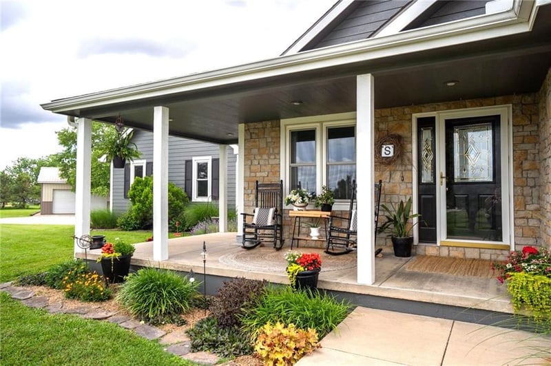 15 E 1700 Rd, Baldwin City, KS 66006