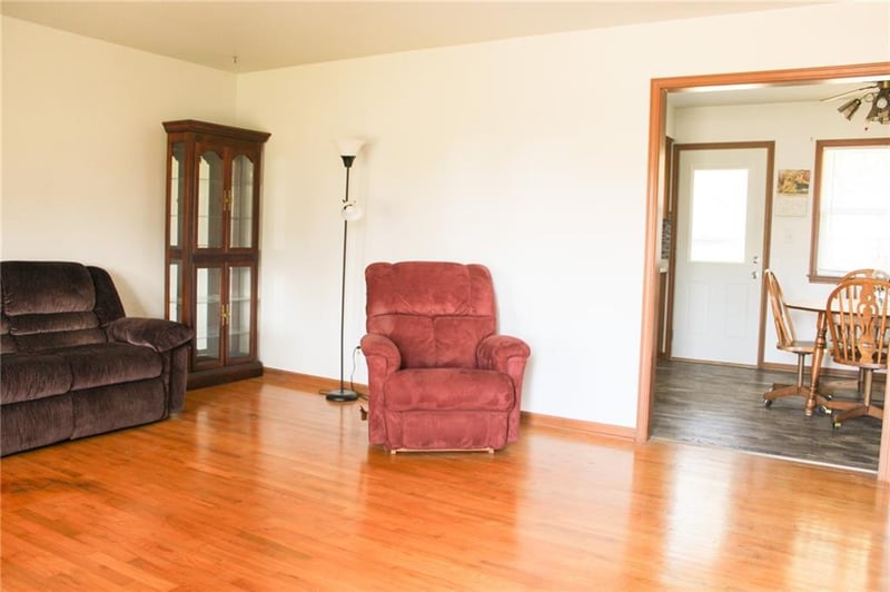 8504 107th St, Kansas City, MO 64134