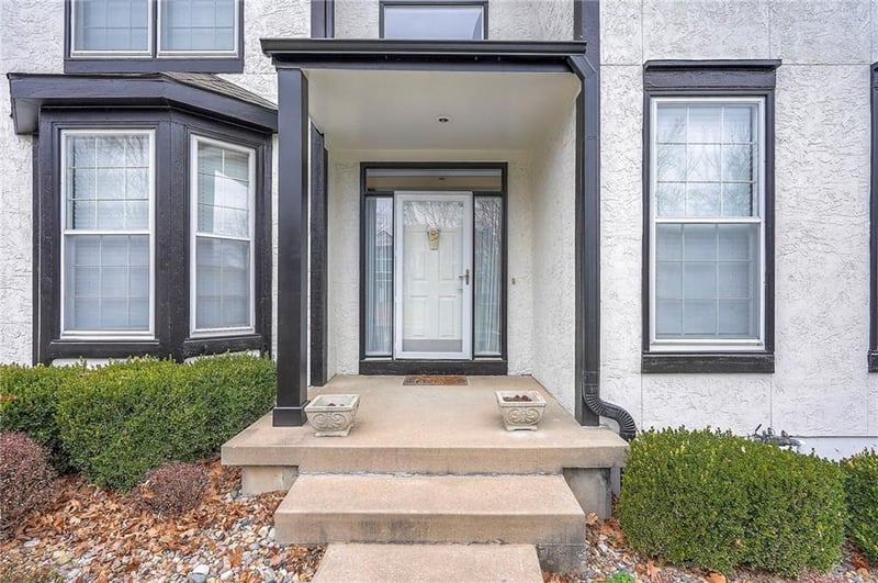 12734 Flint Ln, Overland Park, KS 66213