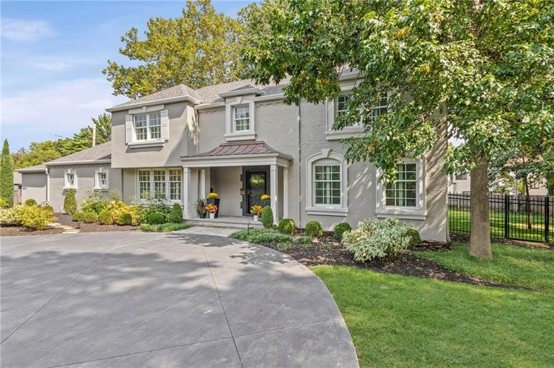 5925 State Line Rd, Kansas City, MO 64113