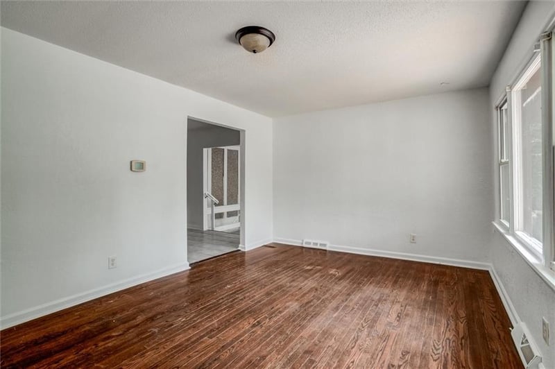 8410 Ruskin Way, Kansas City, MO 64134