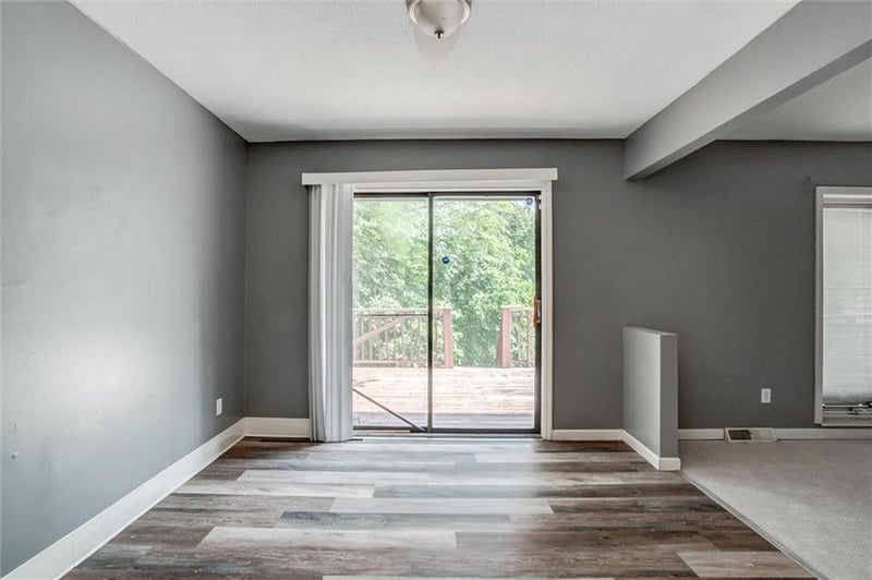 9719 Eastern Ave, Kansas City, MO 64134