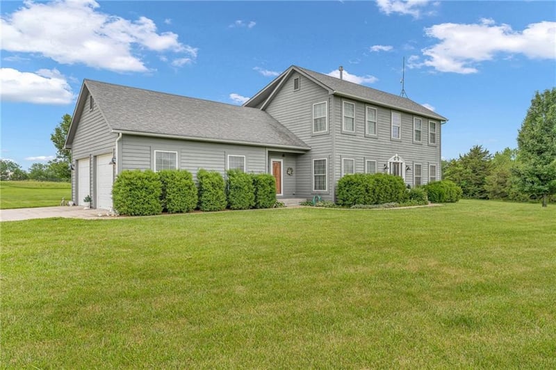 987 N 640th Rd, Baldwin City, KS 66006