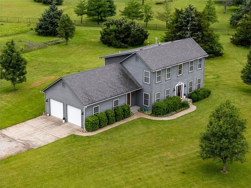 987 N 640th Rd, Baldwin City, KS 66006