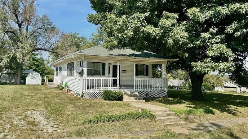 2205 Chicago St, Trenton, MO 64683