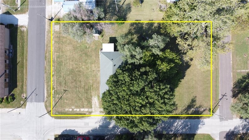 2205 Chicago St, Trenton, MO 64683