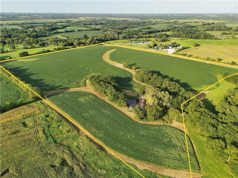 TBD V Hwy Hw, Gallatin, MO 64640