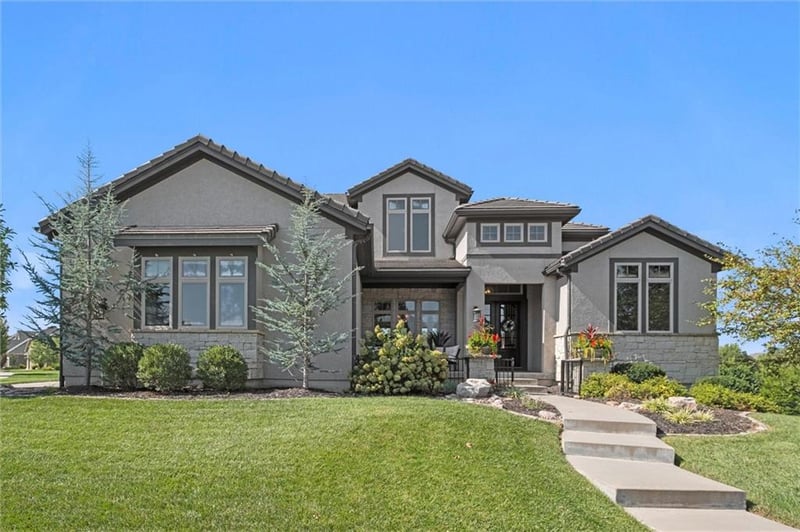 11720 W 164th Pl, Overland Park, KS 66221