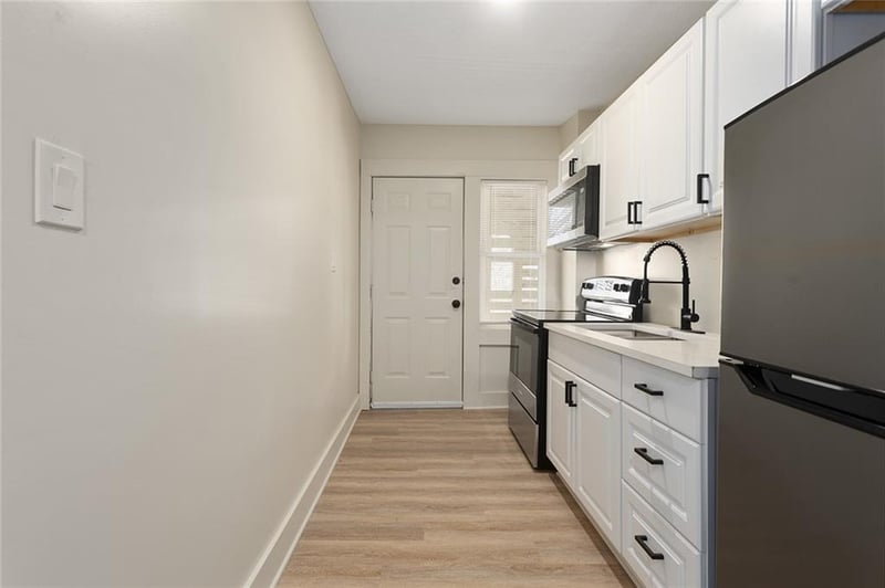 3409 Indiana Ave, Kansas City, MO 64128
