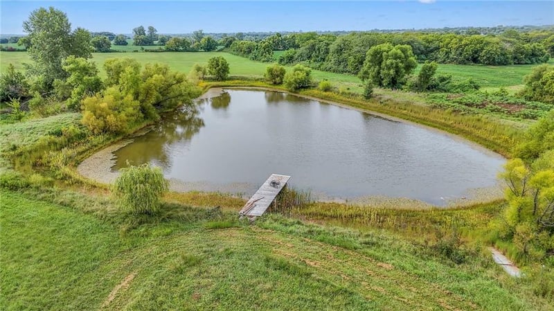 23478 Switzer Rd, Bucyrus, KS 66013