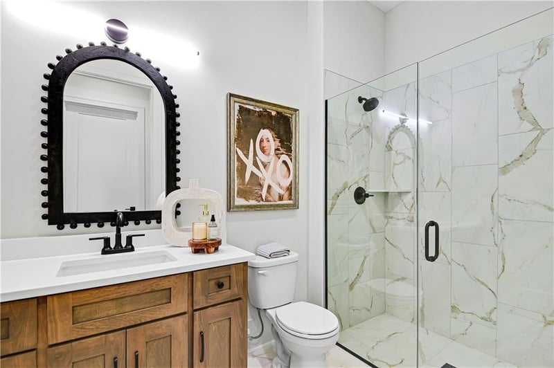 9836 Shady Bend Rd, Lenexa, KS 66227