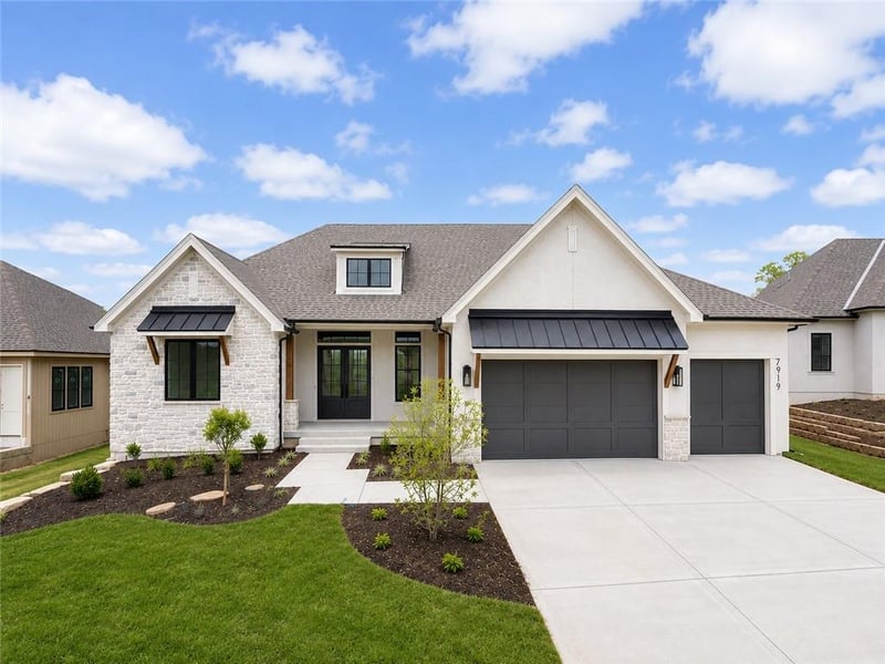 7919 Millridge St, Shawnee, KS 66220