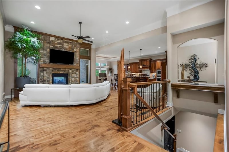 12001 164th St, Overland Park, KS 66221