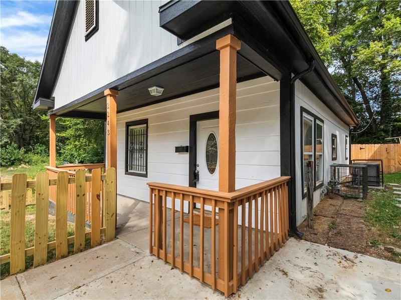 2243 Spruce Ave, Kansas City, MO 64127