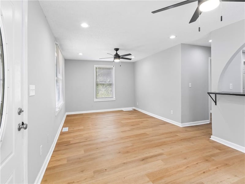 2243 Spruce Ave, Kansas City, MO 64127