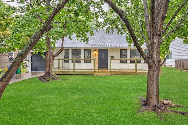 5509 50th Ter, Roeland Park, KS 66202