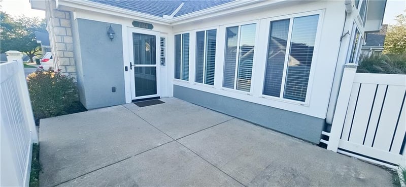 7134 Hedge Lane Ter, Shawnee, KS 66227