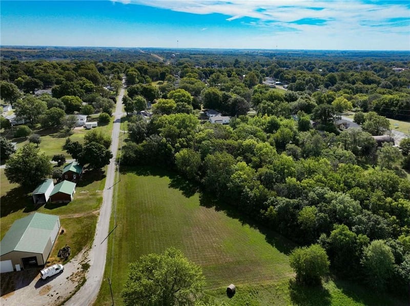 702 16th St, Horton, KS 66439