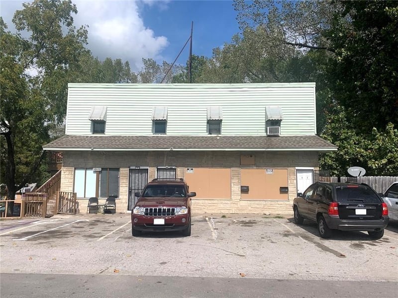 10906 Truman Rd, Independence, MO 64052